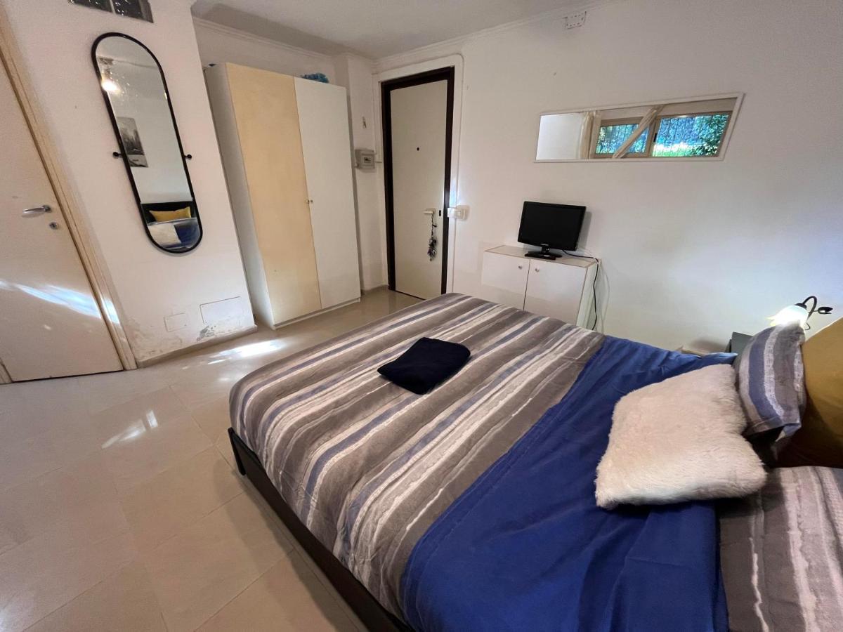 Monolocale A Mostacciano Apartment Roma Ngoại thất bức ảnh