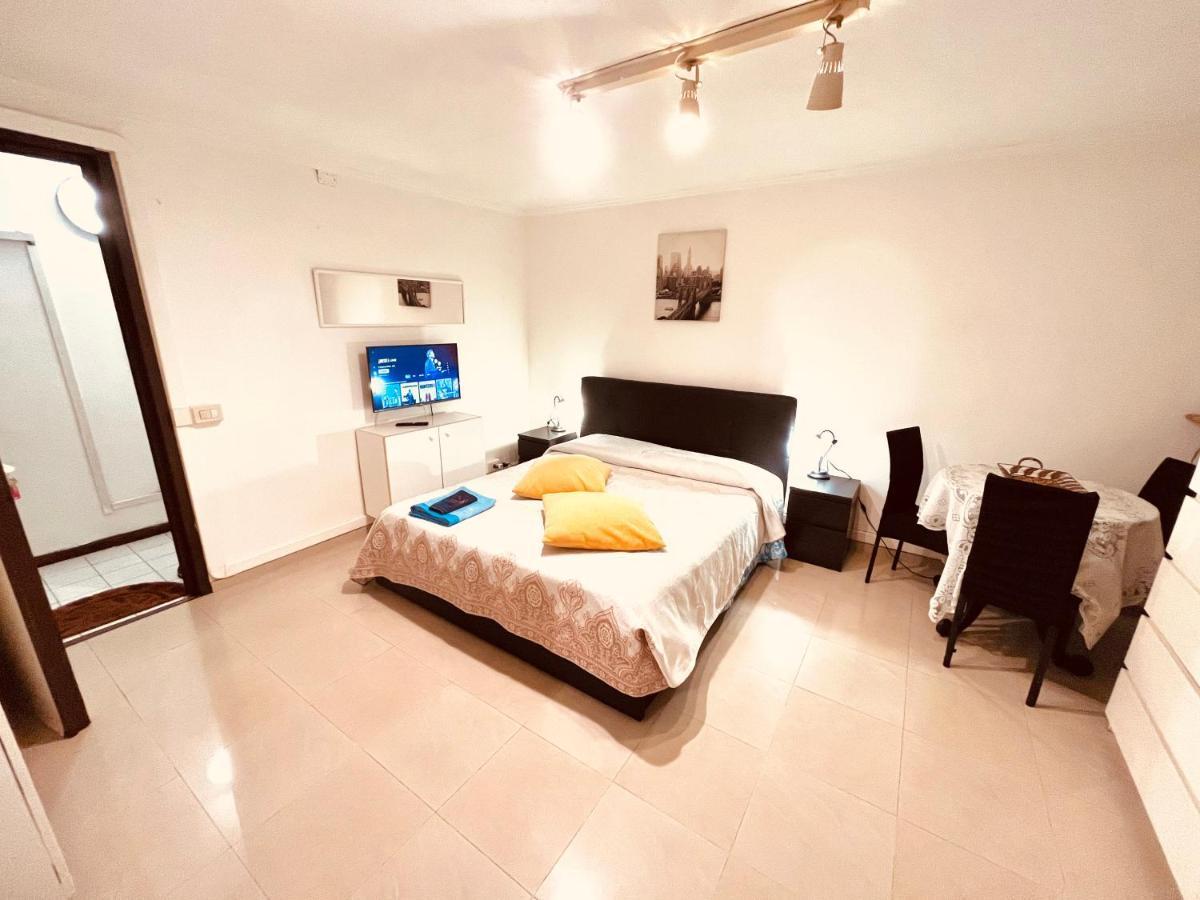 Monolocale A Mostacciano Apartment Roma Ngoại thất bức ảnh